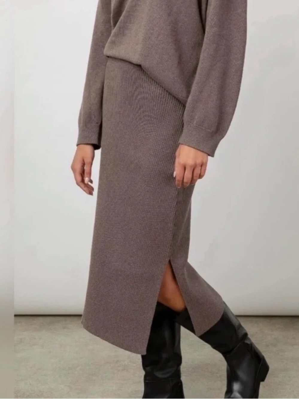Rails Ribbed Cashmere Blend Midi Skirt Chocolate Brown Old Money Minimalist boho